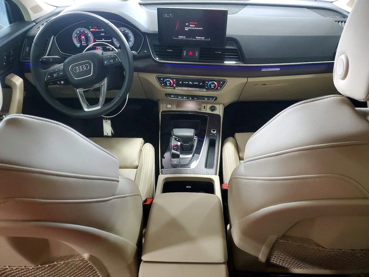 Audi Q5 2.0l Prestige, снимка 8 - Автомобили и джипове - 56086175