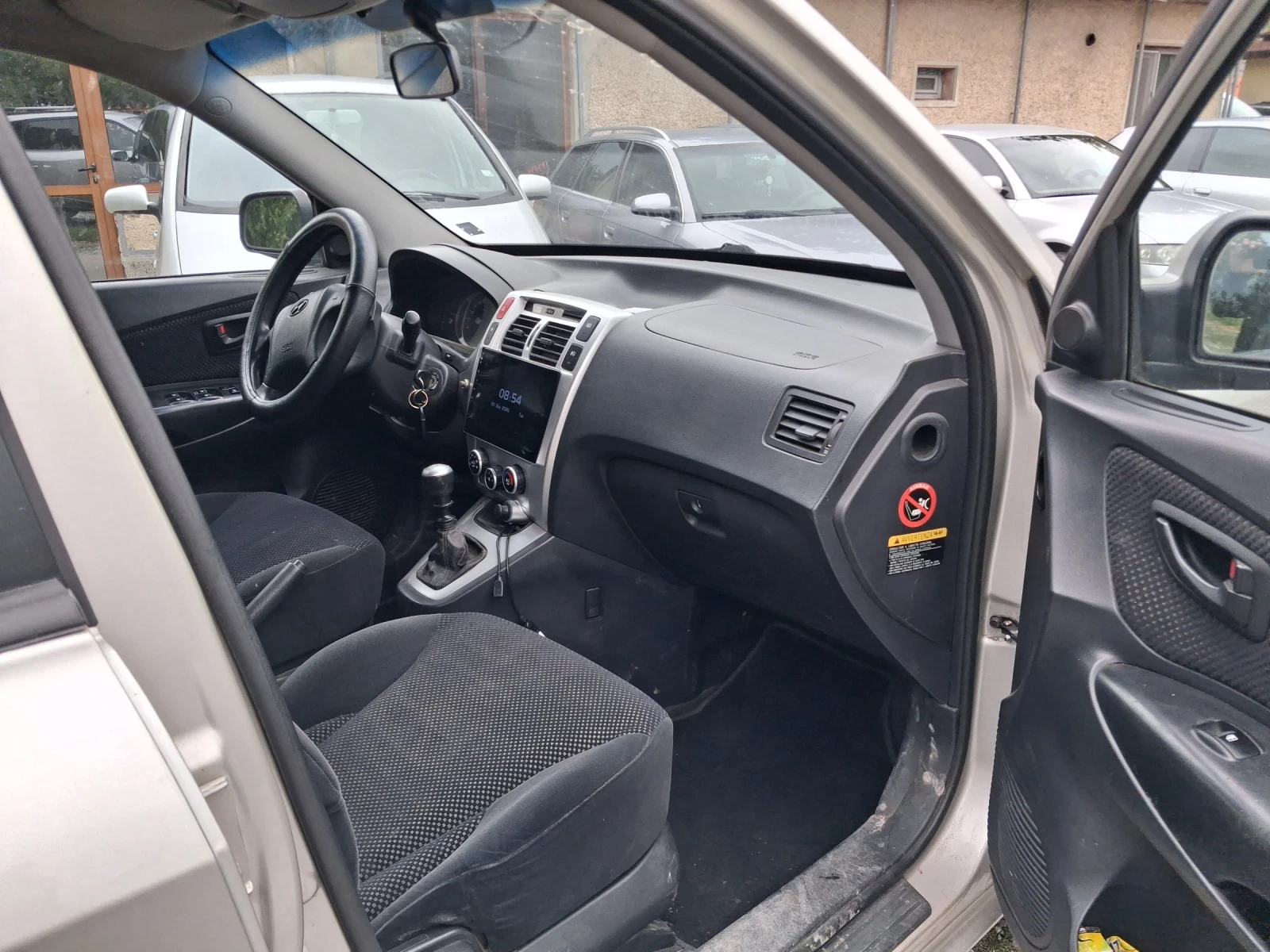Hyundai Tucson, снимка 5 - Автомобили и джипове - 56265156
