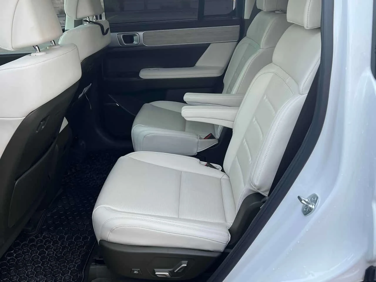 Hyundai Santa fe * Ultimate Calligraphy * CARFAX *  | Mobile.bg � ����������� 11