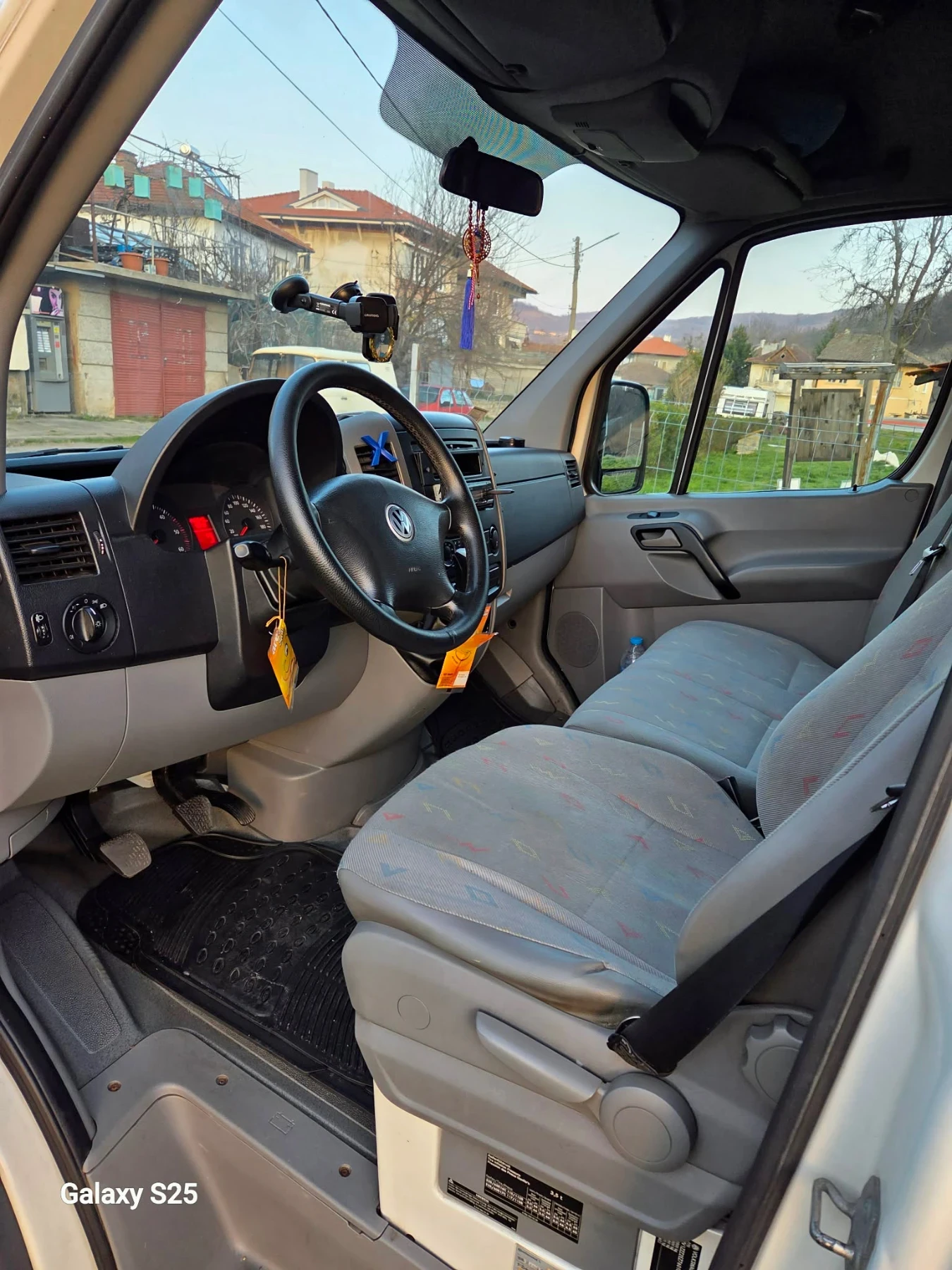 VW Crafter 2.5 TDI 136 * 6-Местен* Клима* Топ, снимка 5 - Бусове и автобуси - 53851110