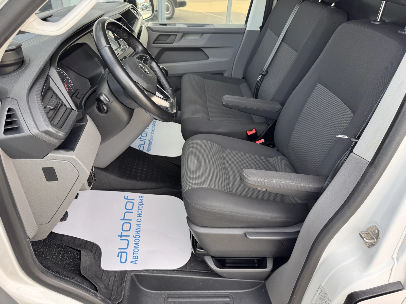VW Transporter BUSINESS/2.0TDI/150k.c./6MT/L2H1, снимка 8 - Бусове и автобуси - 54946729
