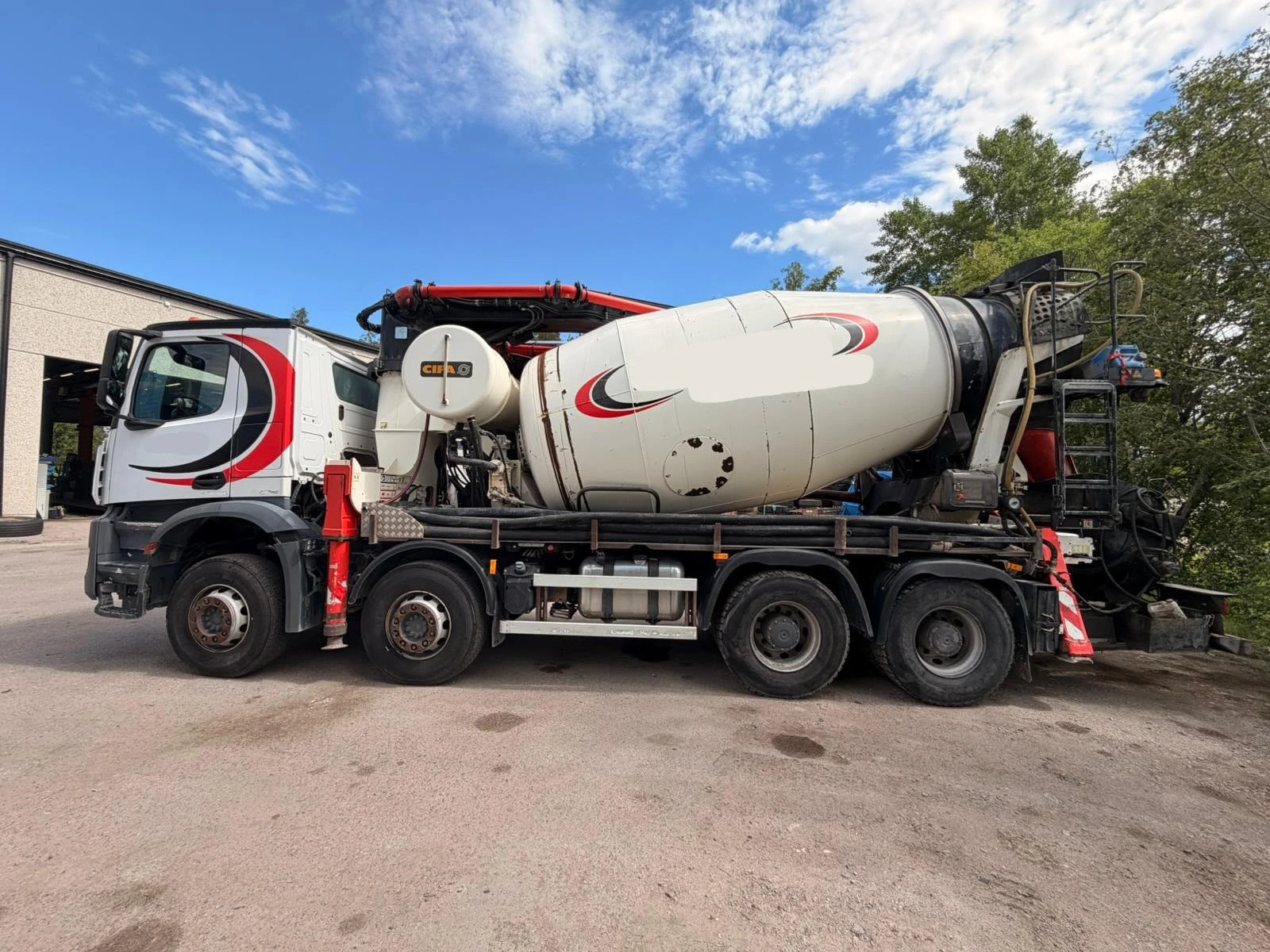 Бетон миксер Mercedes 4143 Arocs / Миксер-Помпа