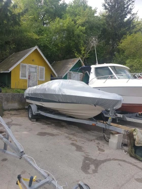 Лодка Bayliner Capri, снимка 6
