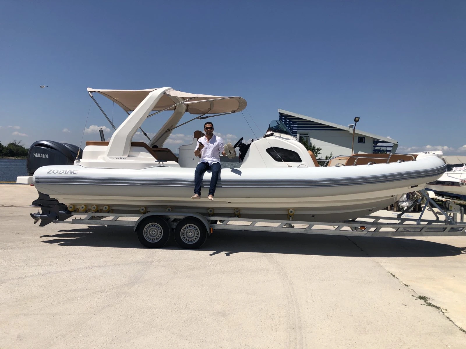   Zodiac Medline 9 | Mobile.bg   12