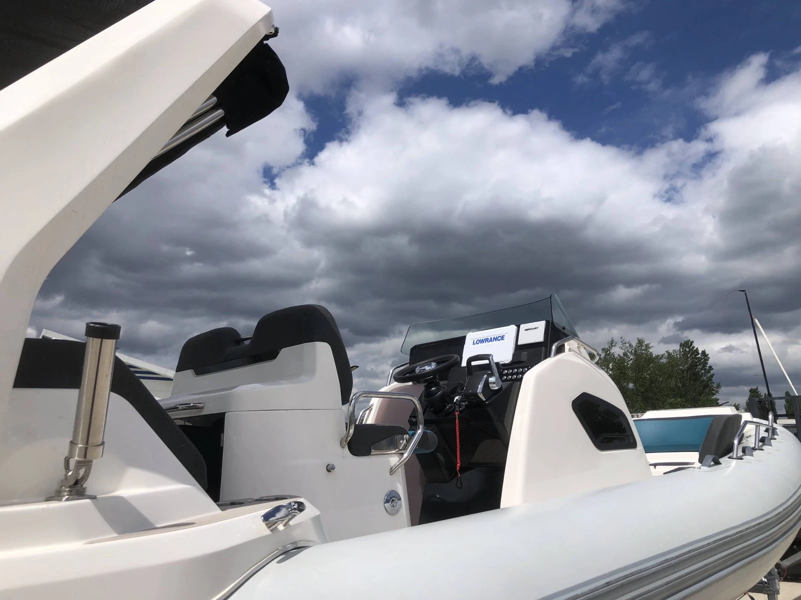   Zodiac Medline 9 | Mobile.bg   11