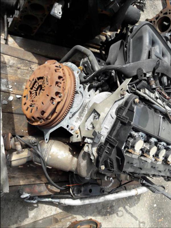 Двигател за BMW 323, снимка 4 - Части - 18130923