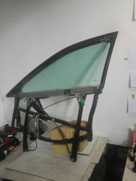 ел машинка стъкло предна лява Ауди А4 седан,стъклоповдигач