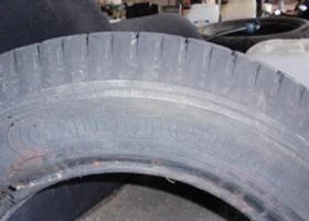 Гуми, снимка 4