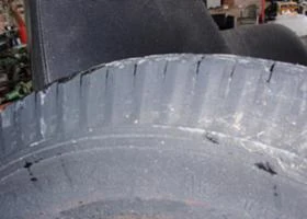 Гуми, снимка 5