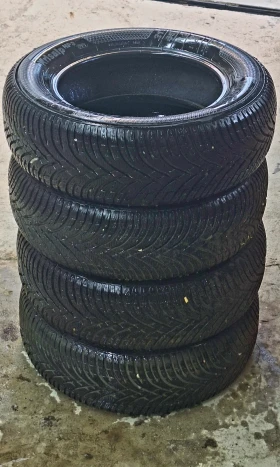 Гуми Зимни 215/65R16, снимка 3