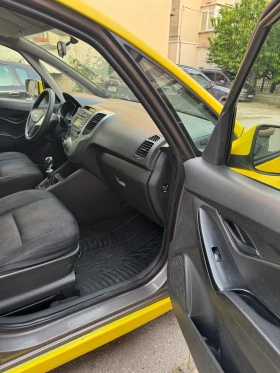 Hyundai Ix20, снимка 12