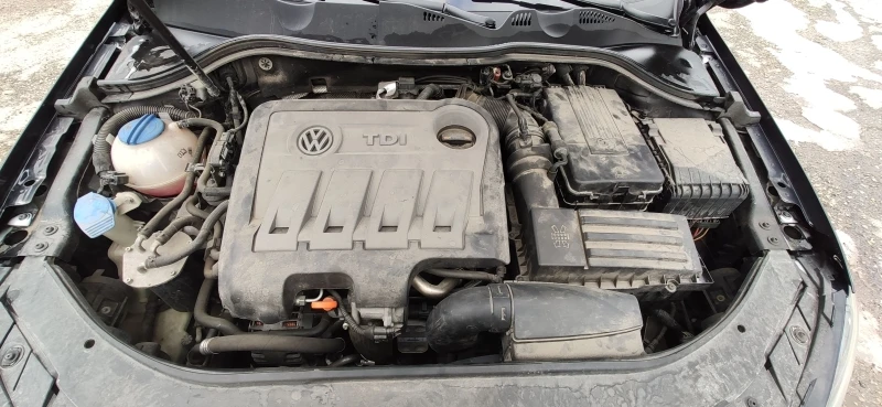 VW Passat 2.0TDI 140hp, снимка 9 - Автомобили и джипове - 47524308