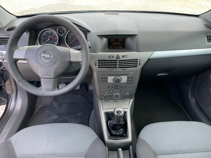 Opel Astra 1.3GTC-90К.С-ИТАЛИЯ-КЛИМА, снимка 9 - Автомобили и джипове - 40883826