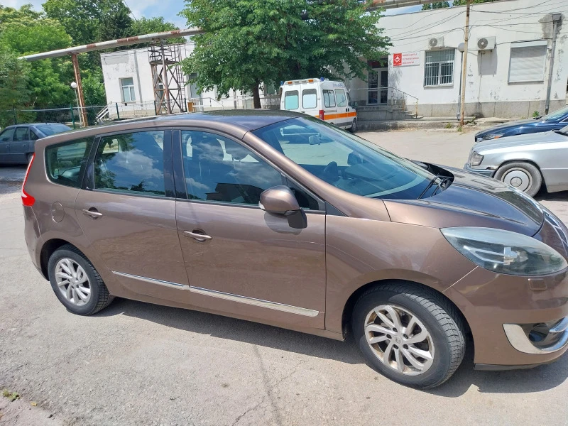 Renault Grand scenic, снимка 2 - Автомобили и джипове - 47601486