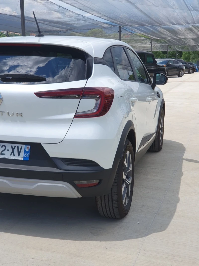 Renault Captur, снимка 5 - Автомобили и джипове - 45976847