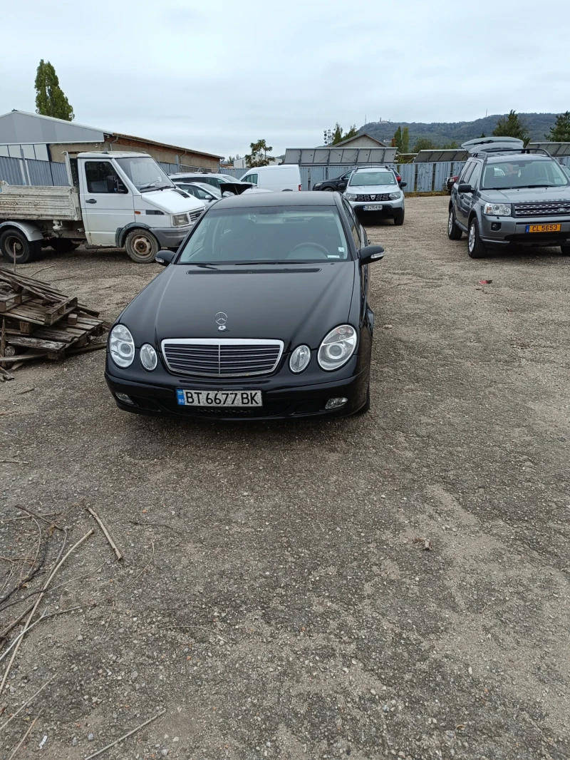 Mercedes-Benz E 220 E 220CDI, снимка 3 - Автомобили и джипове - 47604673