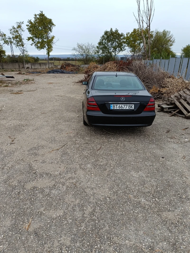 Mercedes-Benz E 220 E 220CDI, снимка 1 - Автомобили и джипове - 47604673