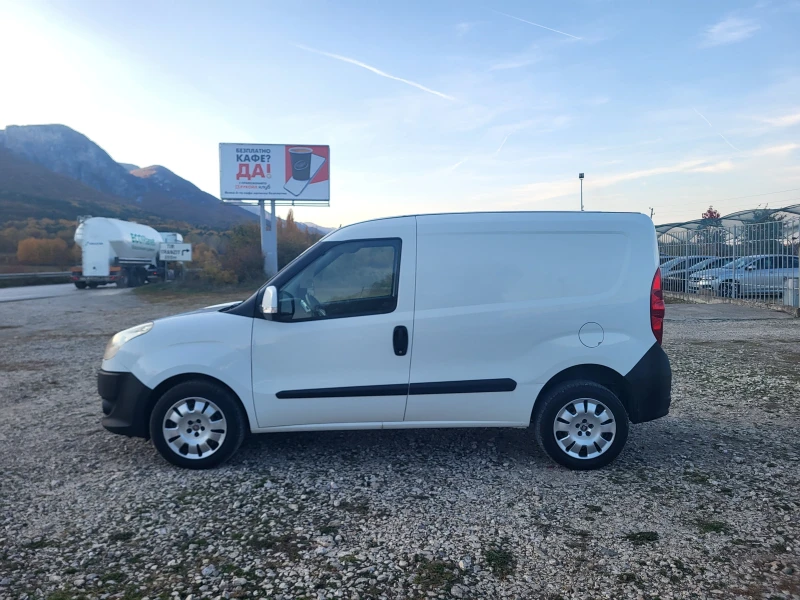 Fiat Doblo 1.4i МЕТАН, снимка 2 - Автомобили и джипове - 47809257