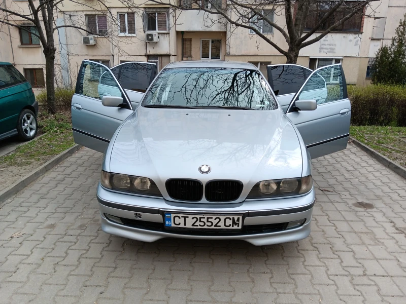 BMW 520, снимка 1 - Автомобили и джипове - 49519999