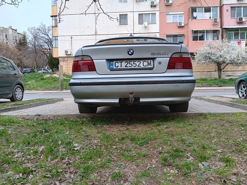 BMW 520, снимка 5 - Автомобили и джипове - 49519999