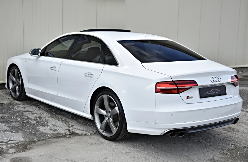 Audi S8 4.0 V8T MATRIX TV PANO EXCLUSIVE  FULL CARBON, снимка 6 - Автомобили и джипове - 49774166