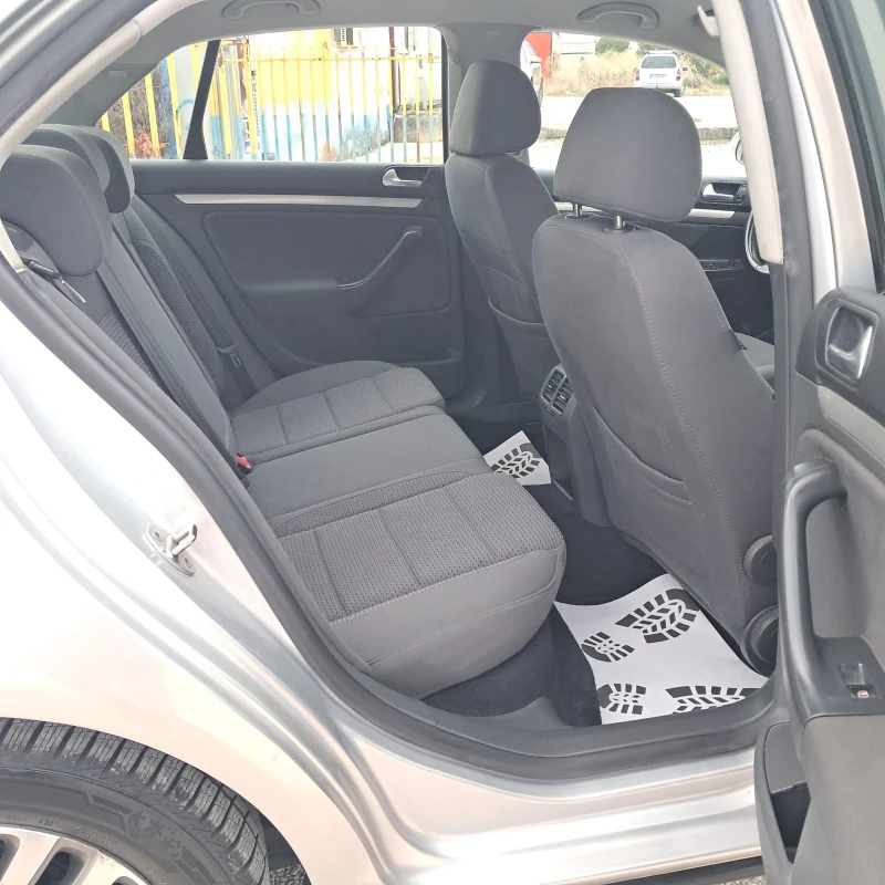 VW Jetta 1.9ТDI, снимка 11 - Автомобили и джипове - 52324942