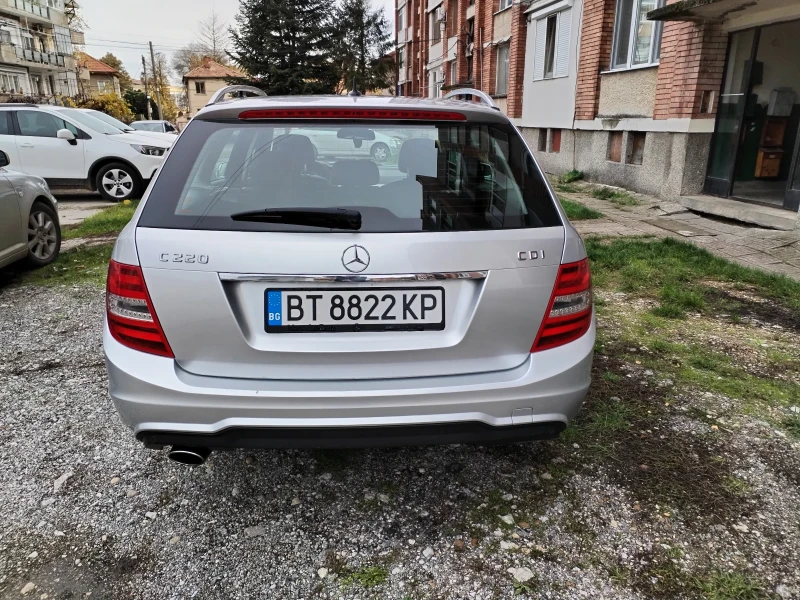Mercedes-Benz C 220 Cdi, снимка 5 - Автомобили и джипове - 52596616