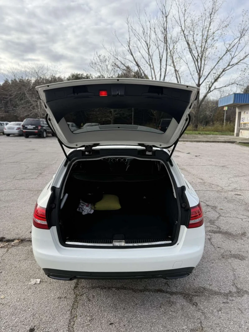 Mercedes-Benz C 220, снимка 6 - Автомобили и джипове - 52722990