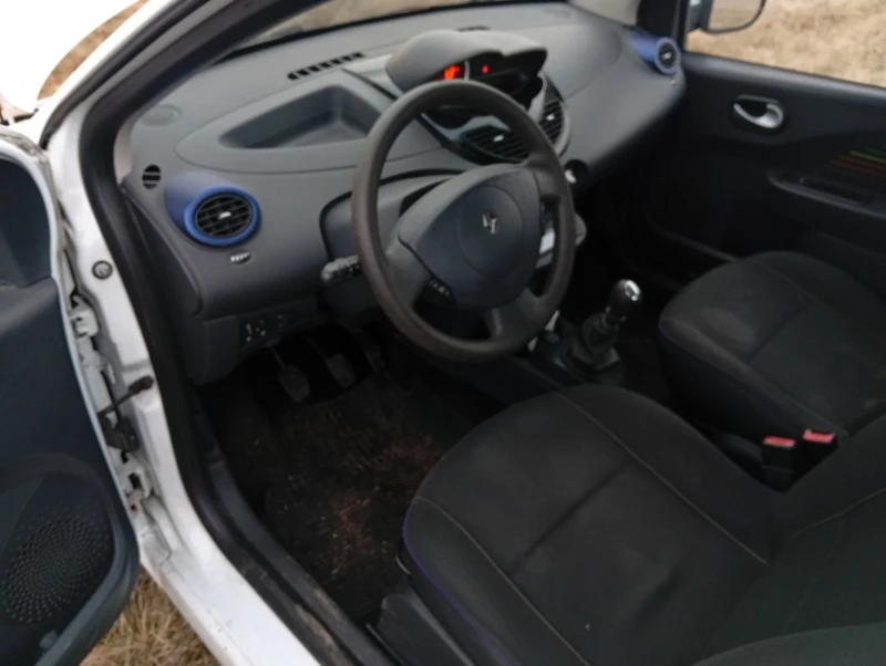 Renault Twingo, снимка 8 - Автомобили и джипове - 53100289
