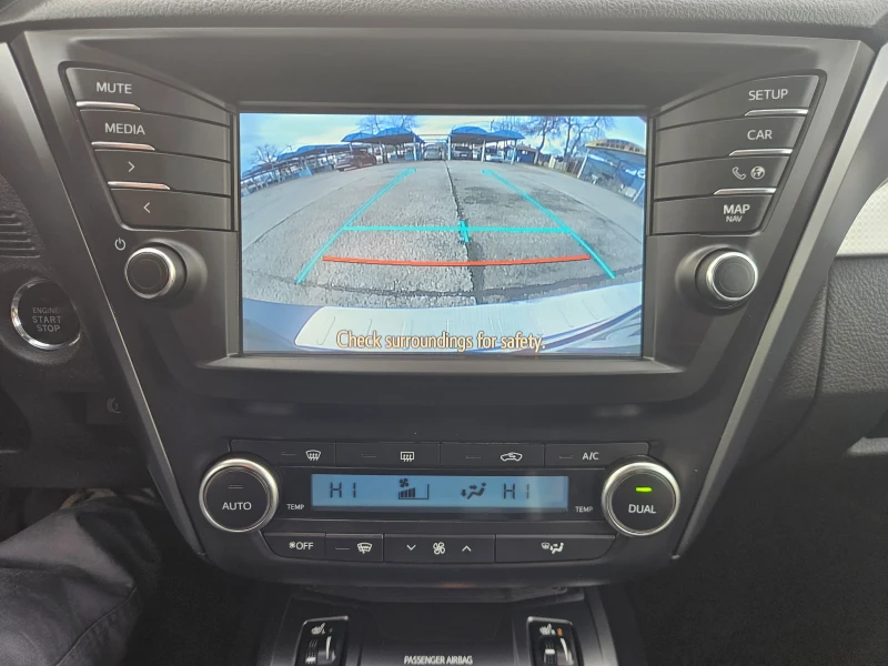 Toyota Avensis 1.8- 58000km, снимка 12 - Автомобили и джипове - 53262763