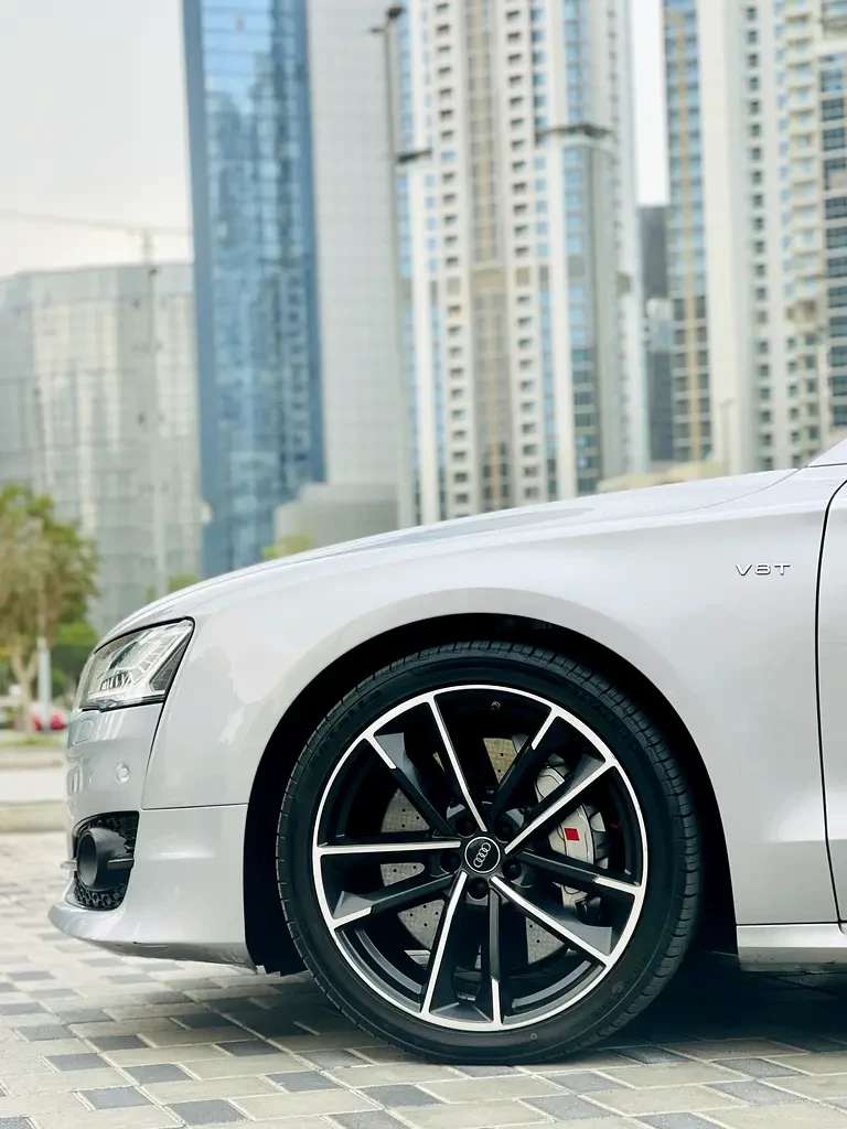 Audi S8 Plus* АвтоКредит* (Цена до БГ) - изображение 8