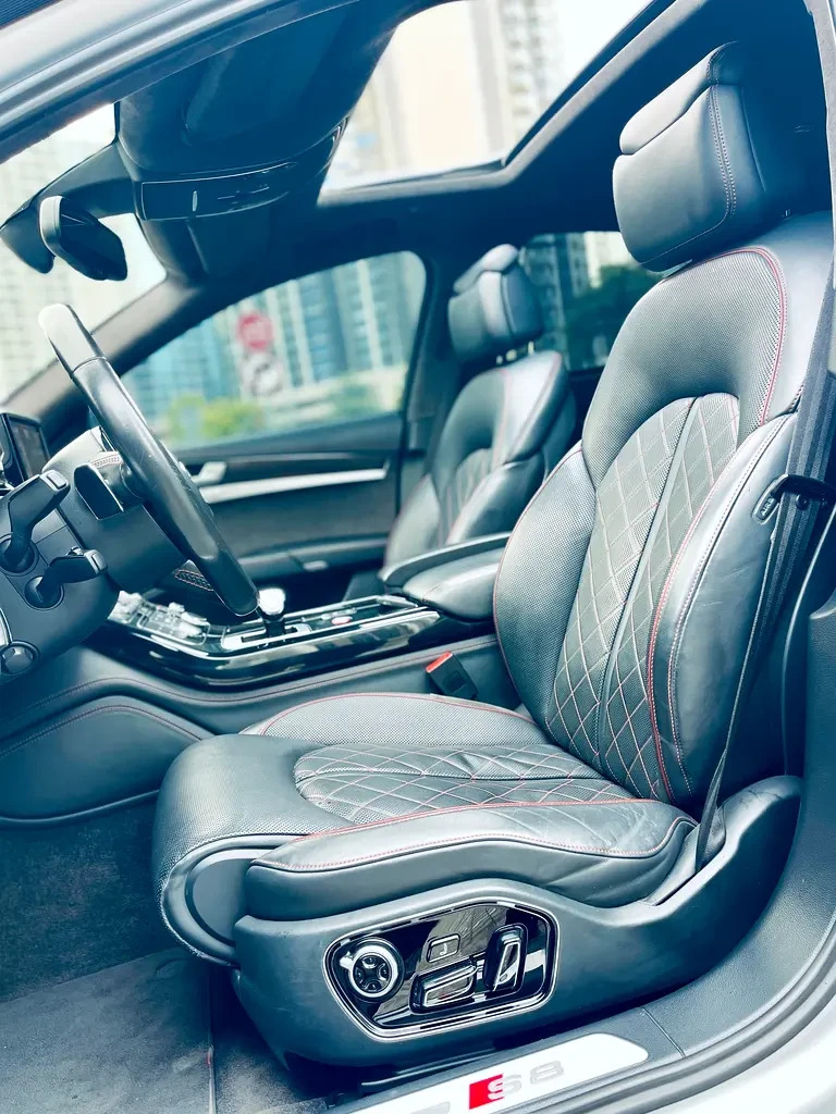 Audi S8 Plus* АвтоКредит* (Цена до БГ) - изображение 9