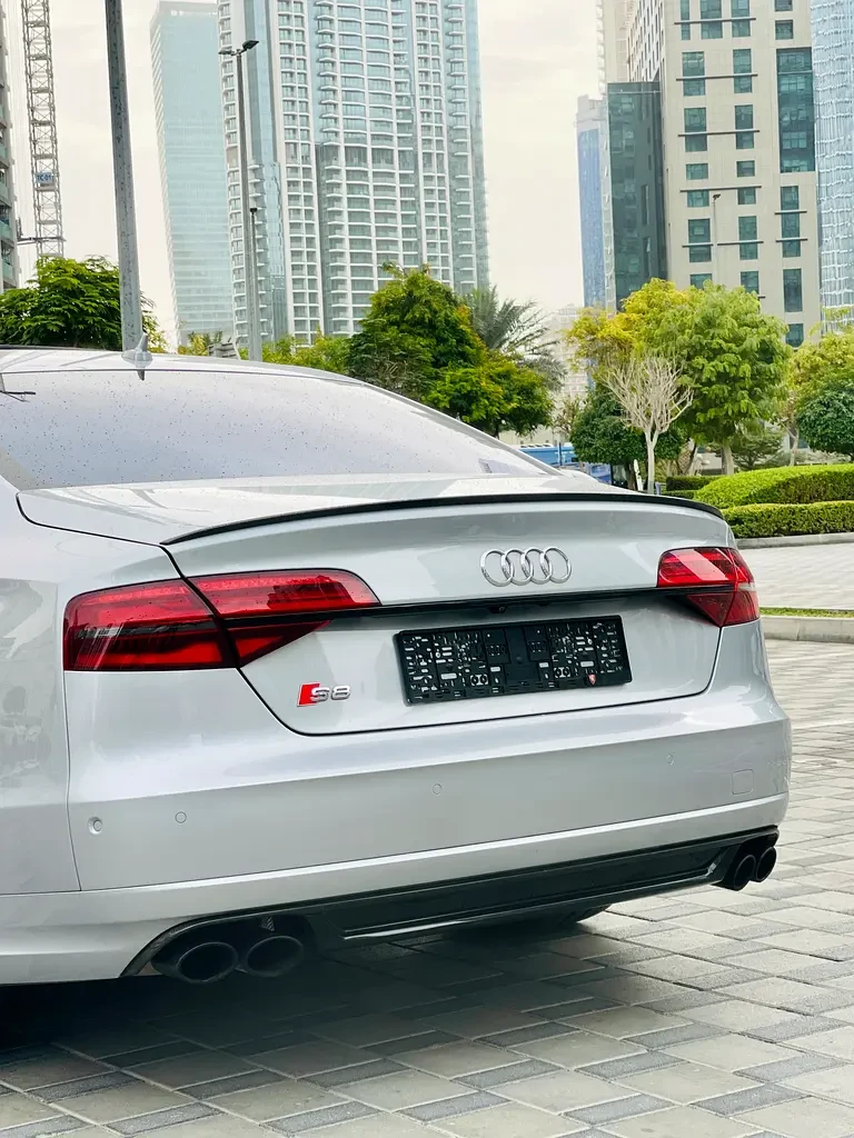 Audi S8 Plus* АвтоКредит* (Цена до БГ) - изображение 6