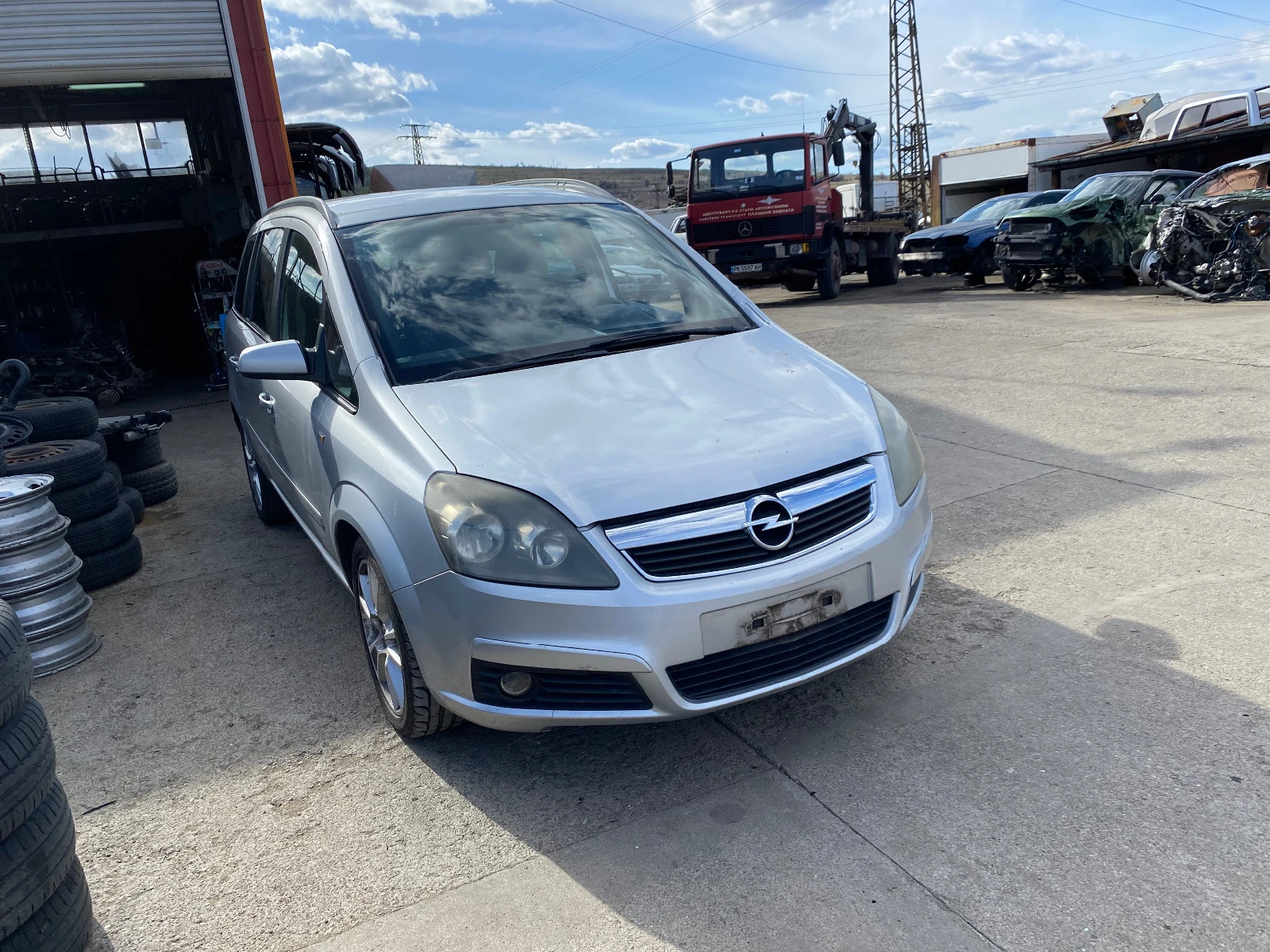 Opel Zafira 1.9 cdti, снимка 1
