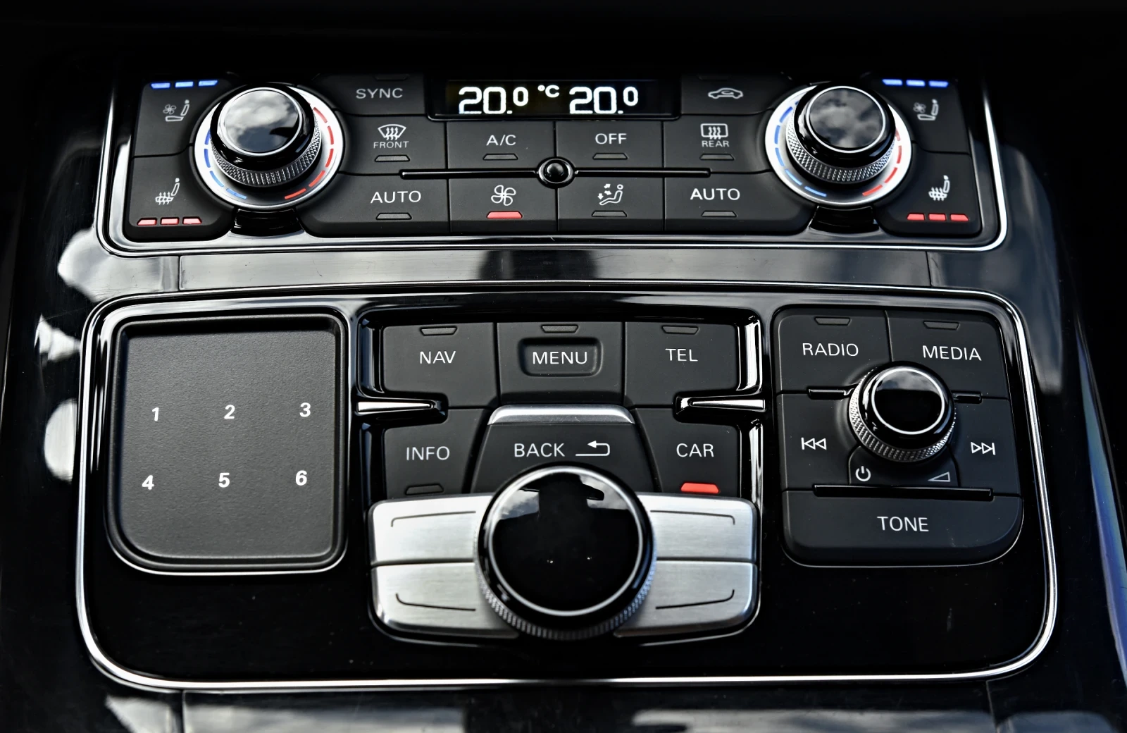 Audi S8 4.0 V8T MATRIX TV PANO EXCLUSIVE  FULL CARBON | Mobile.bg   13