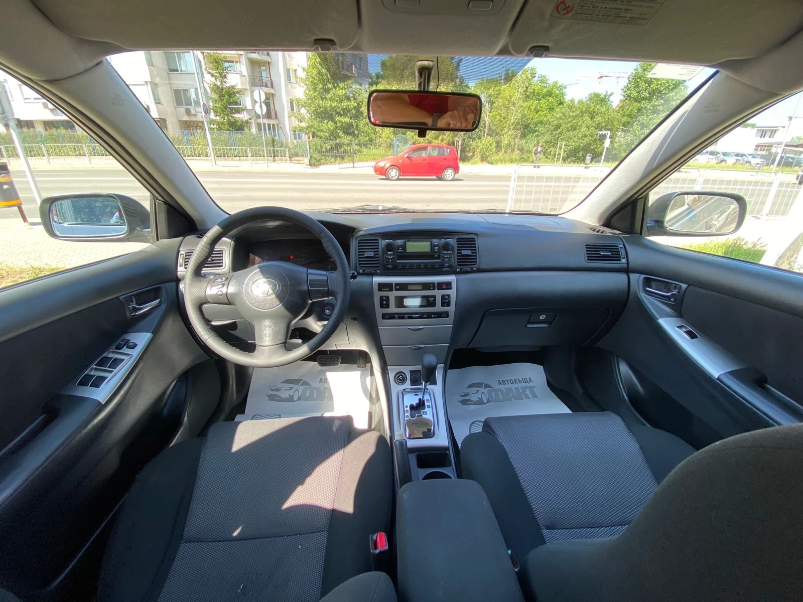 Toyota Corolla 1.4D-4D/AVTOMAT - изображение 9