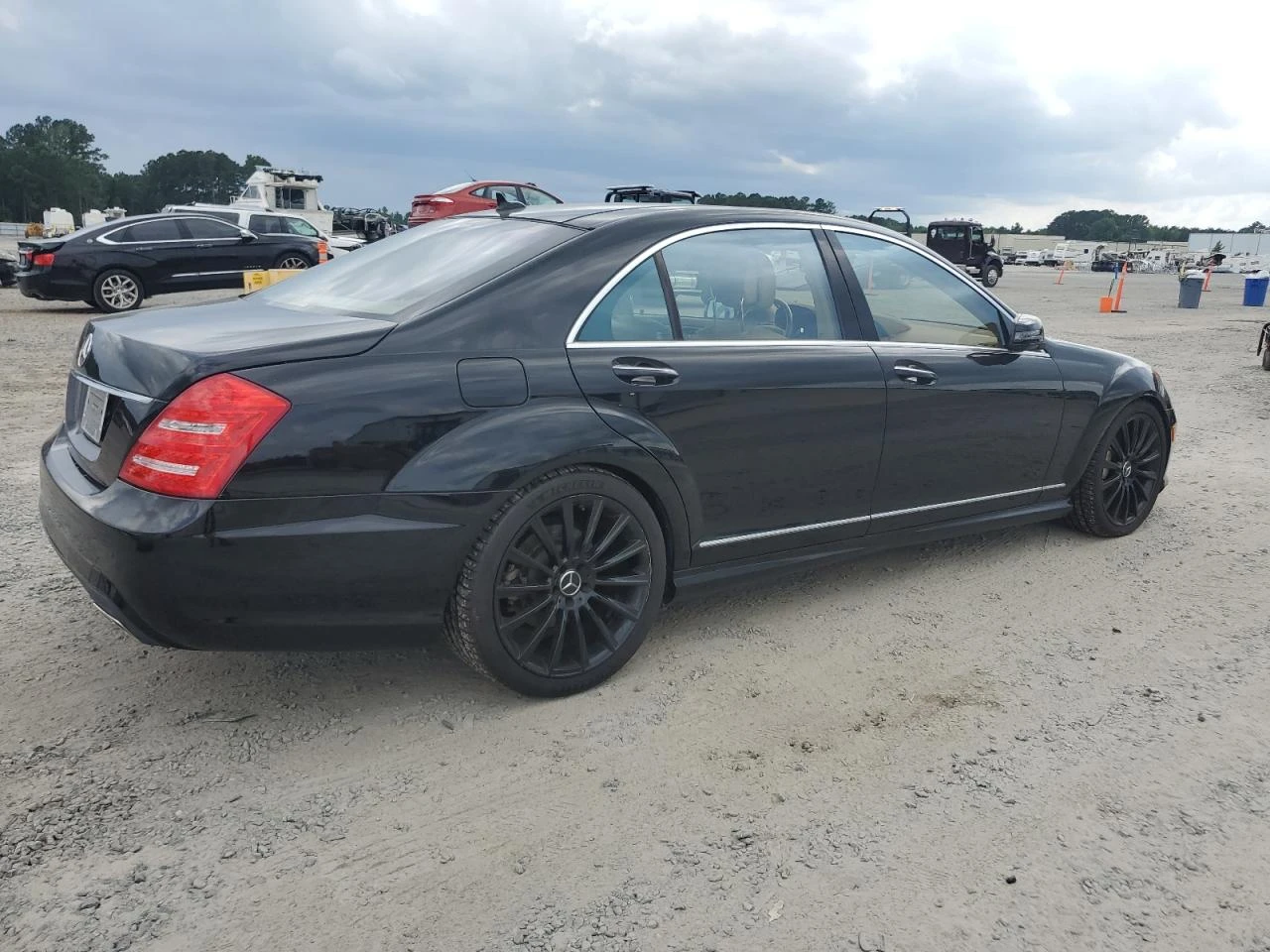 Mercedes-Benz S 550 AMG* ЛИЗИНГ - изображение 4