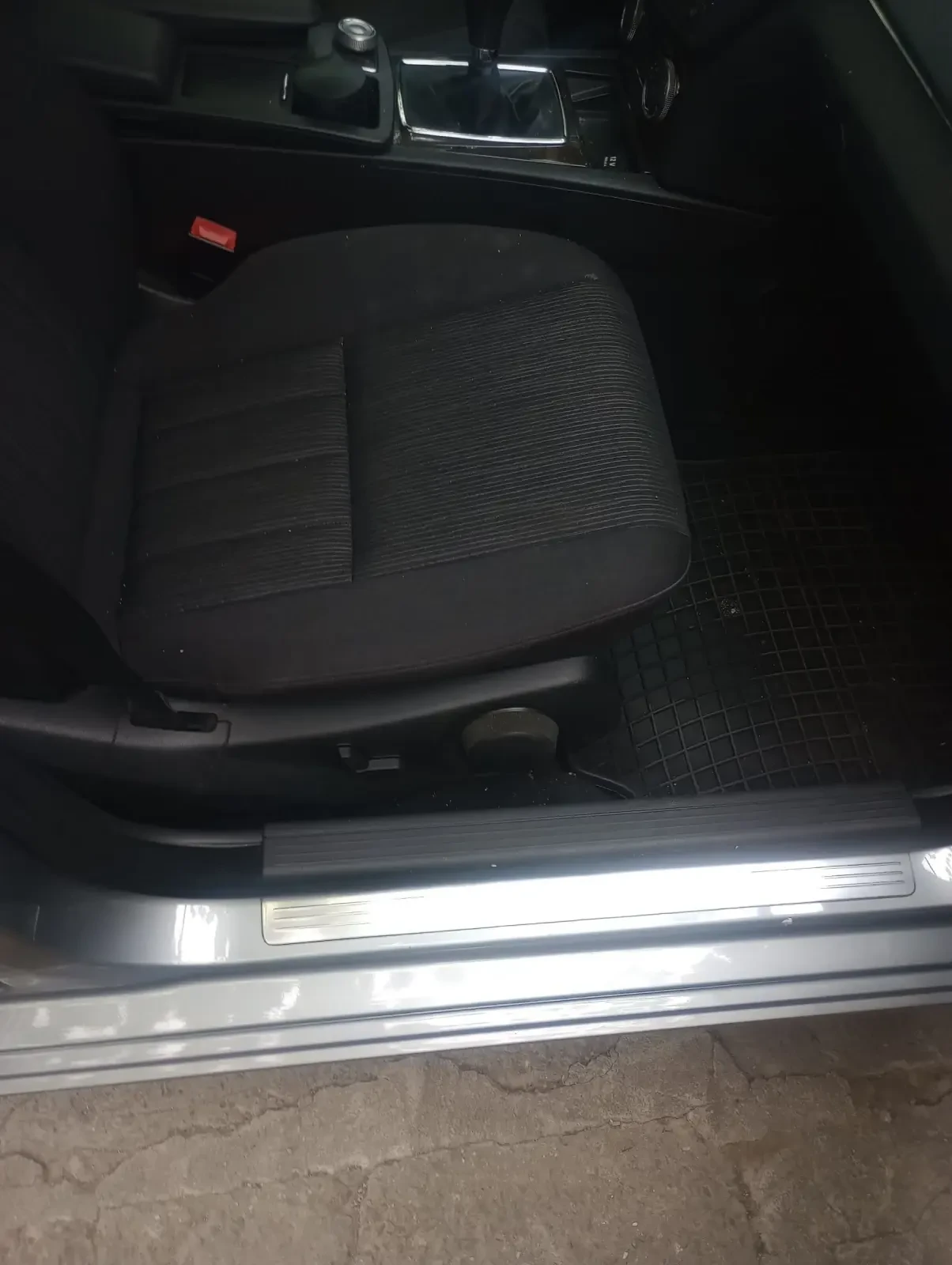 Mercedes-Benz C 200 Седан - изображение 8