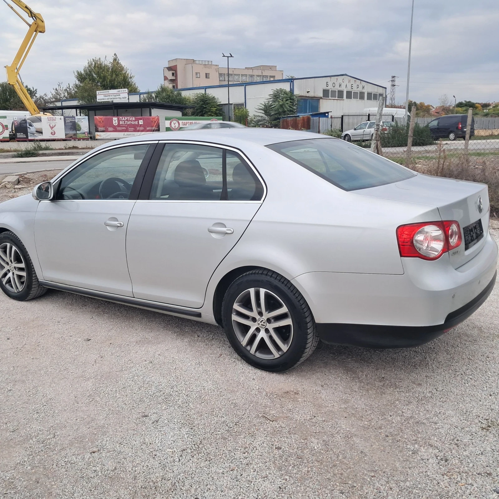 VW Jetta 1.9DI | Mobile.bg   2