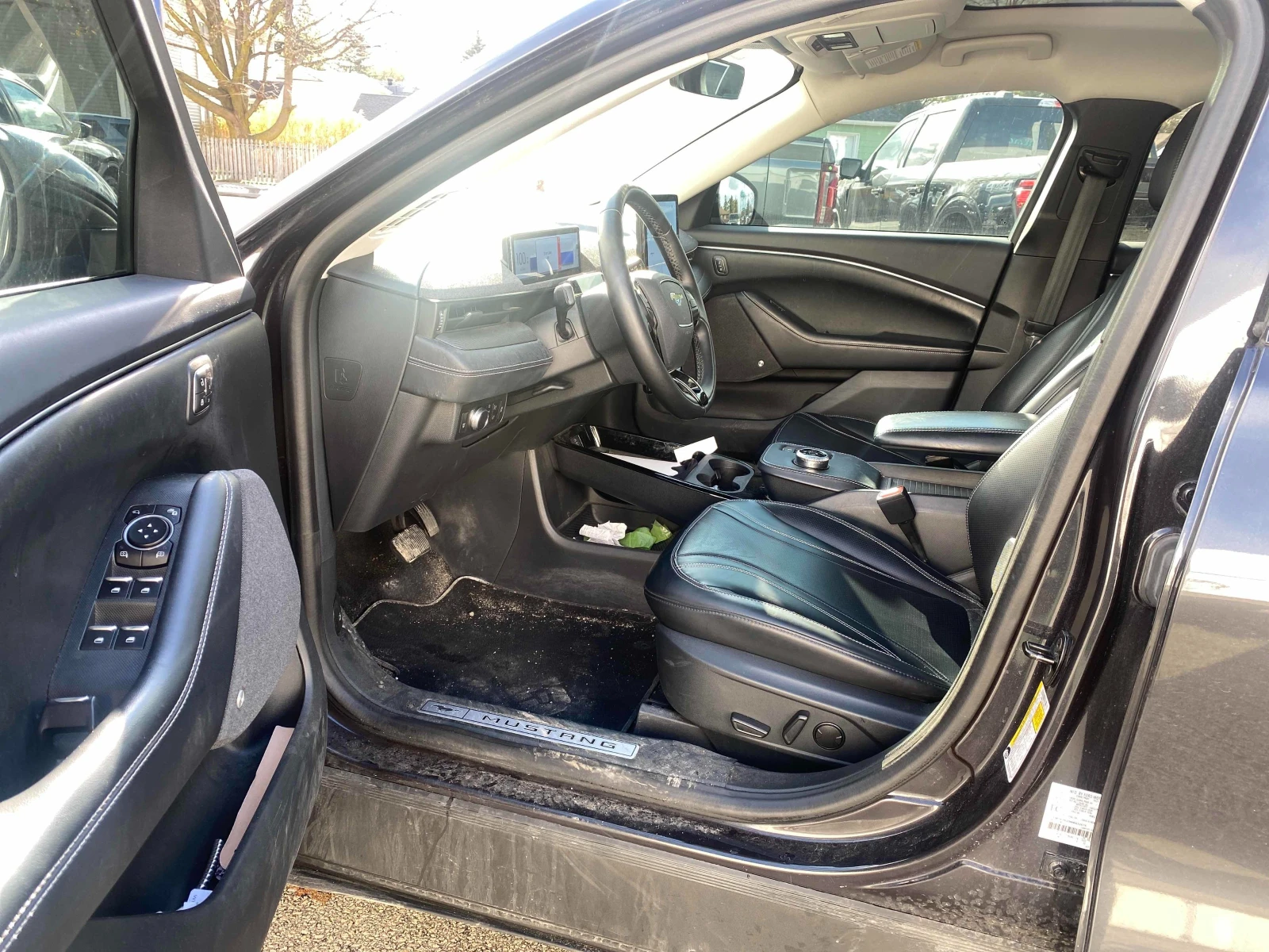 Ford Mustang Mach-E DUAL MOTOR AWD * * CARFAX * *   * *  | Mobile.bg   6