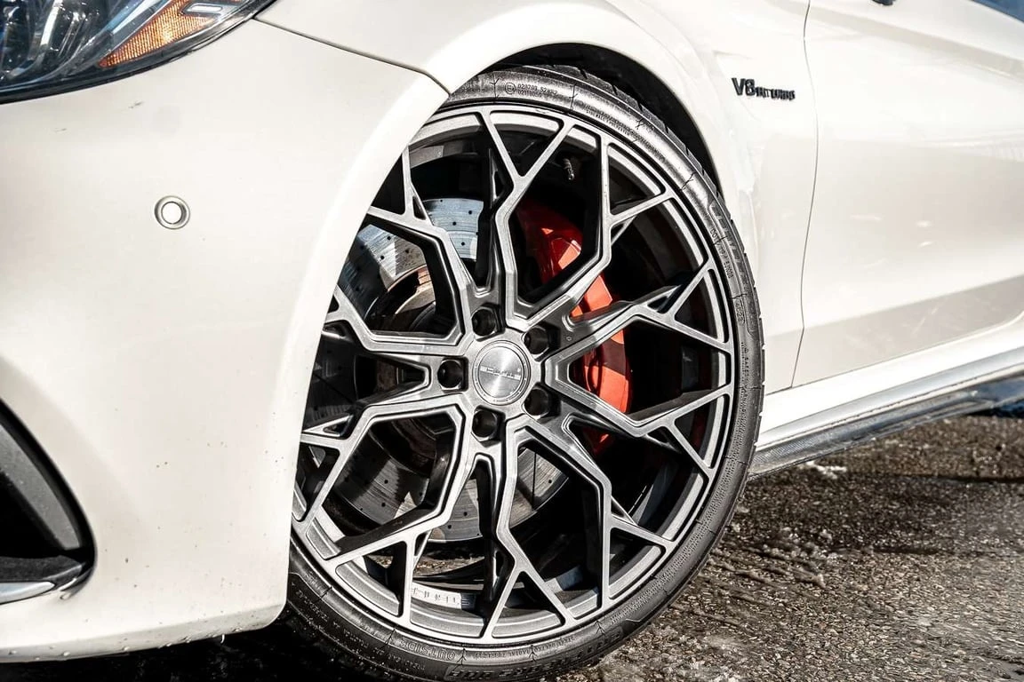 Mercedes-Benz C 63 AMG * CARFAX * ���� �� �� | Mobile.bg � ����������� 5