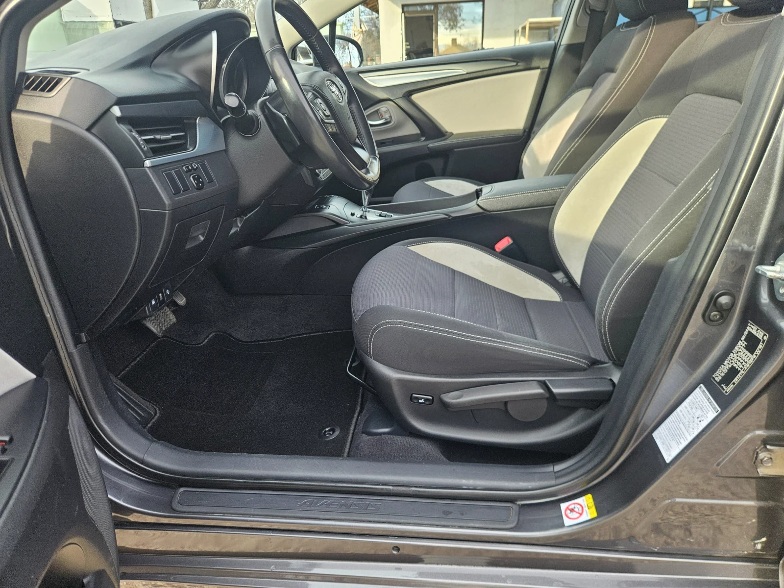 Toyota Avensis 1.8- 58000km | Mobile.bg � ����������� 13