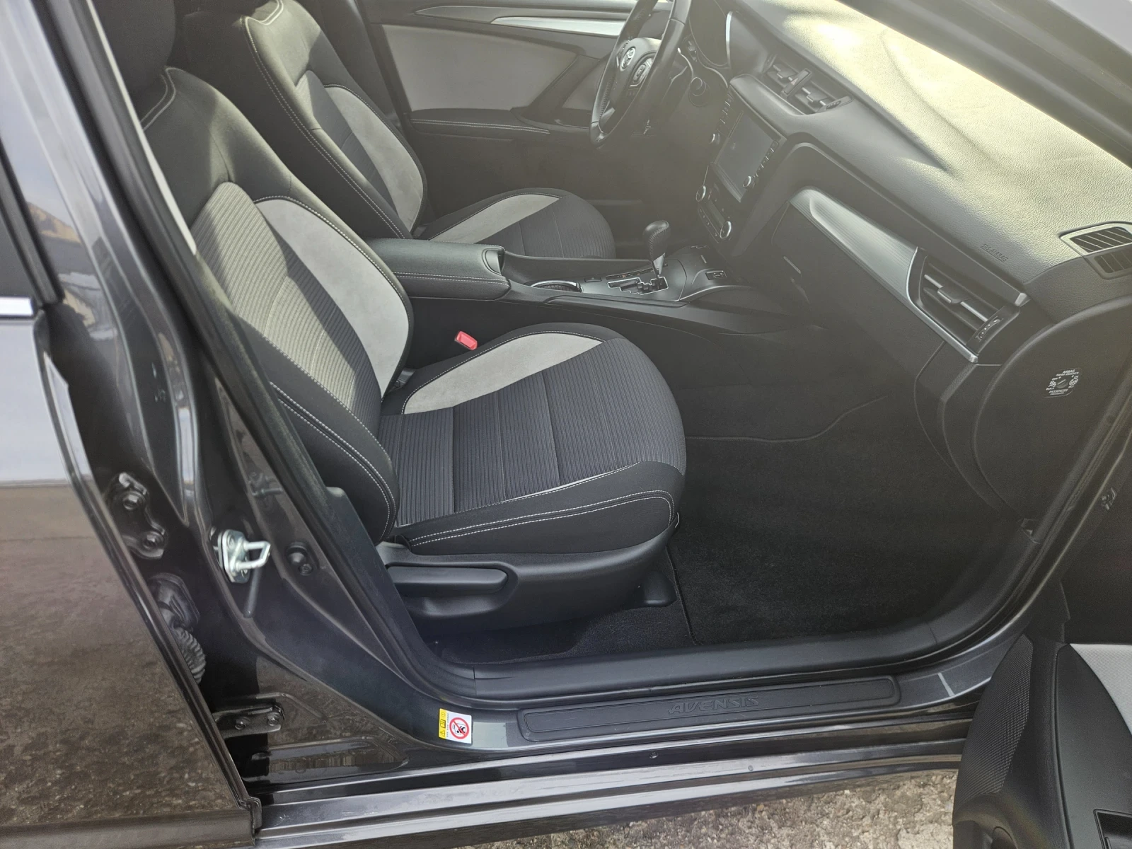 Toyota Avensis 1.8- 58000km | Mobile.bg � ����������� 14