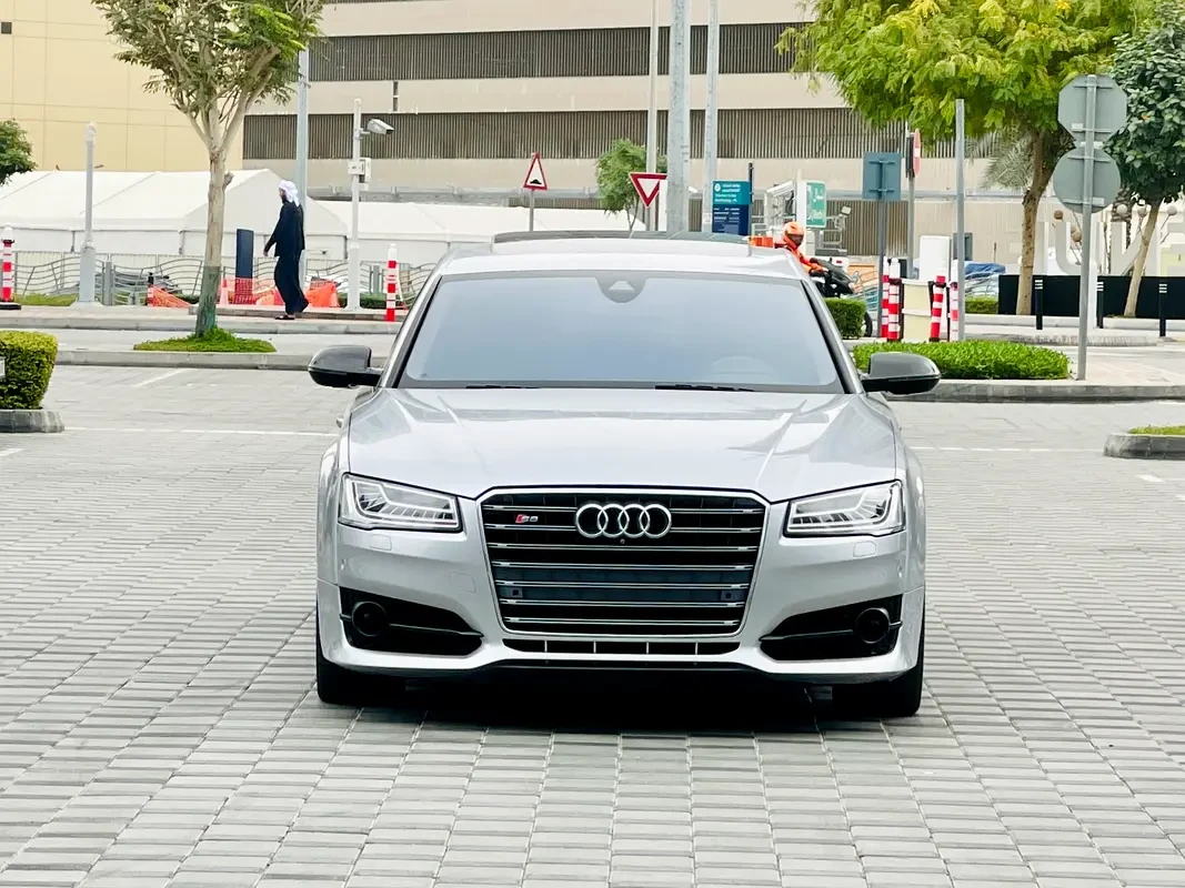 Audi S8 Plus* АвтоКредит* (Цена до БГ) - изображение 2