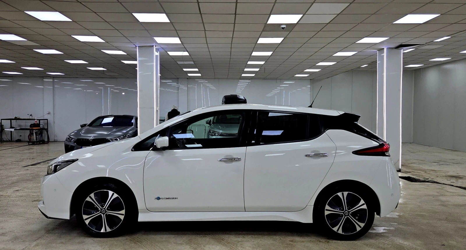 Nissan Leaf  61000КМ/Заверена Сервизна Книжка, снимка 6 - Автомобили и джипове - 54059176