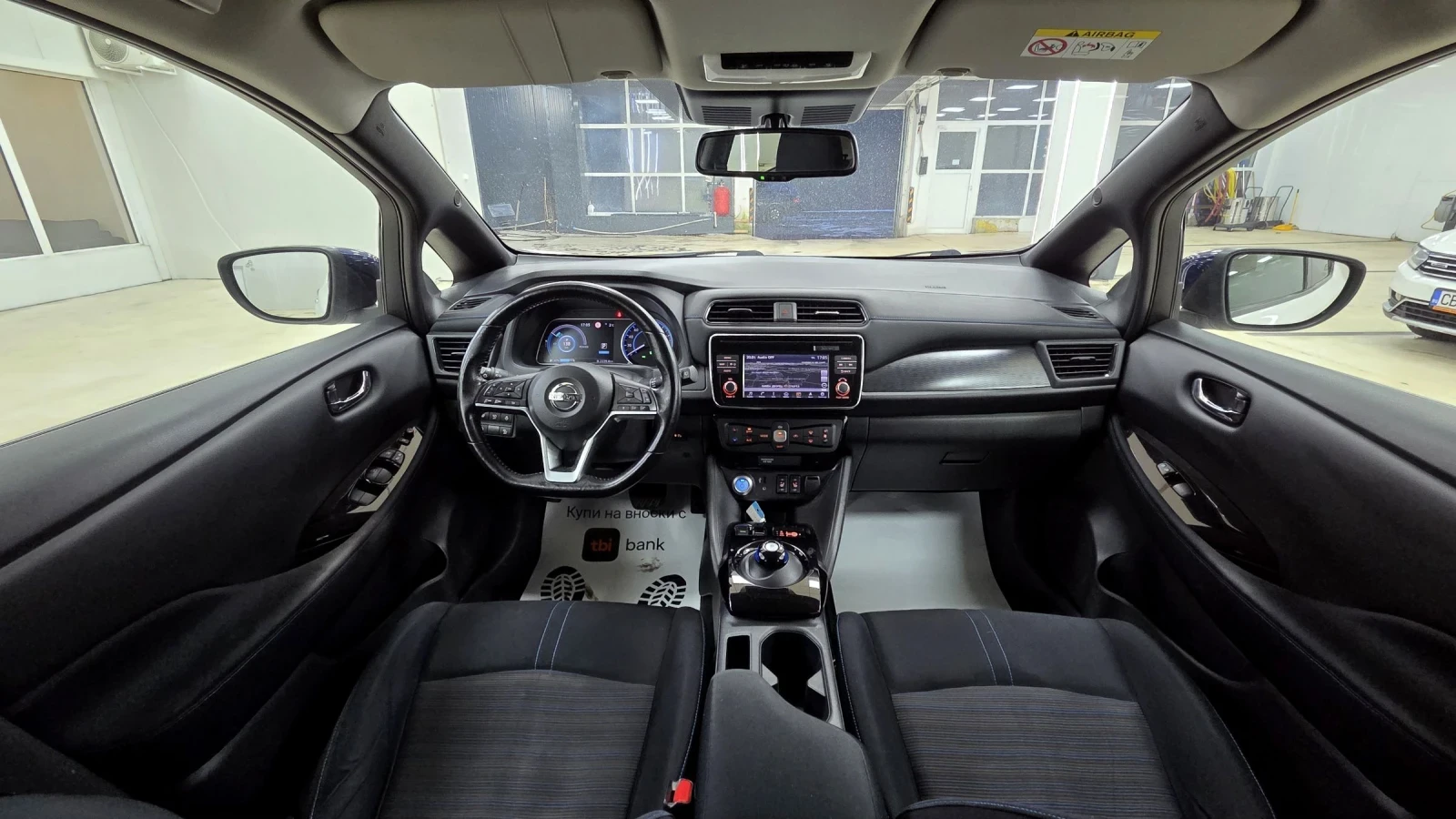 Nissan Leaf  61000КМ/Заверена Сервизна Книжка, снимка 11 - Автомобили и джипове - 54059176