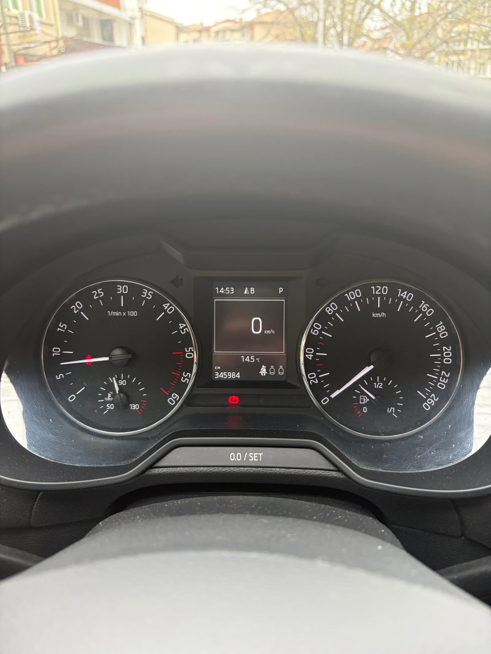 Skoda Octavia 1, 6 TDI 7 DSJ, снимка 11 - Автомобили и джипове - 54209685