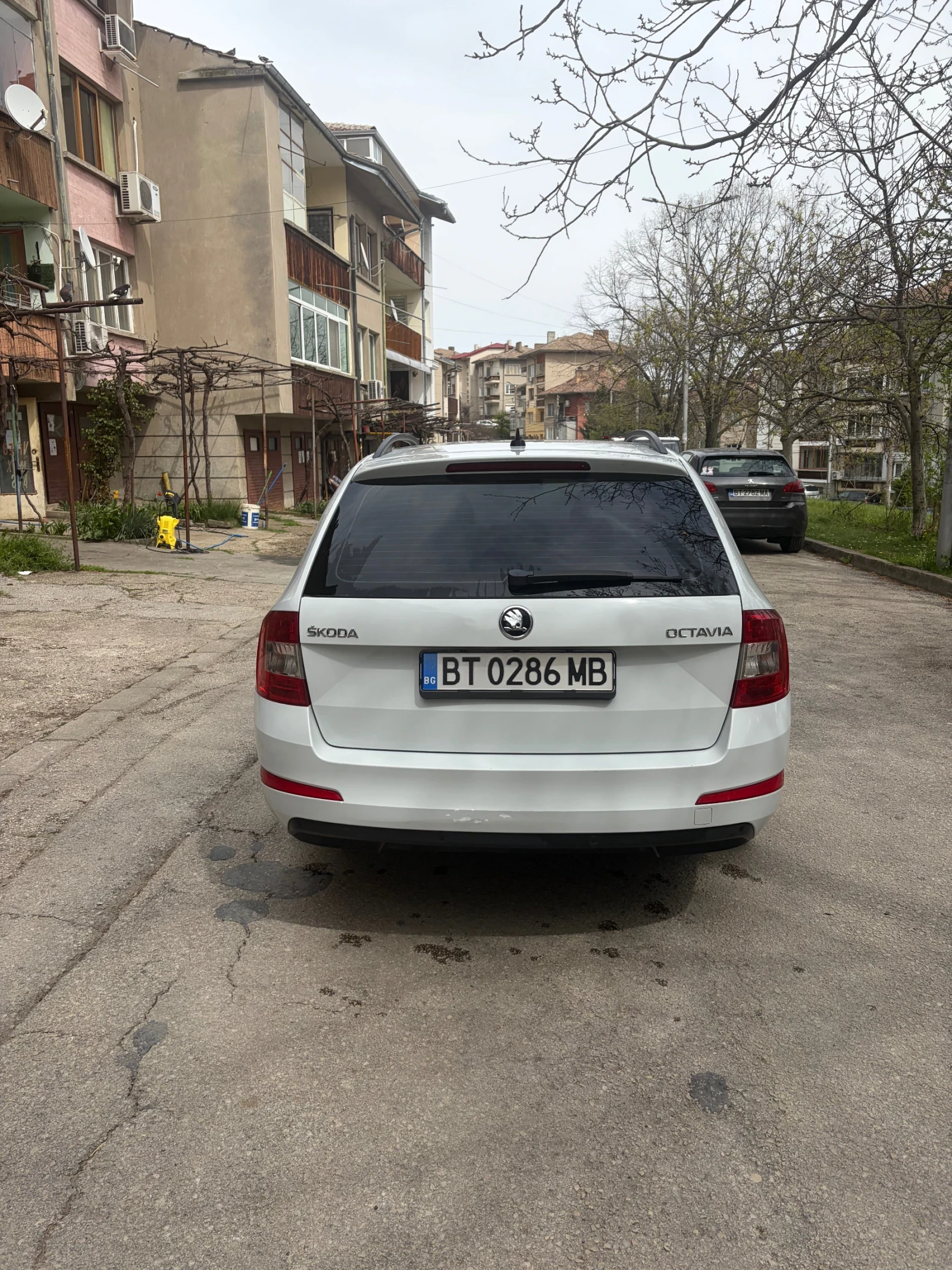 Skoda Octavia 1, 6 TDI 7 DSJ, снимка 5 - Автомобили и джипове - 54209685