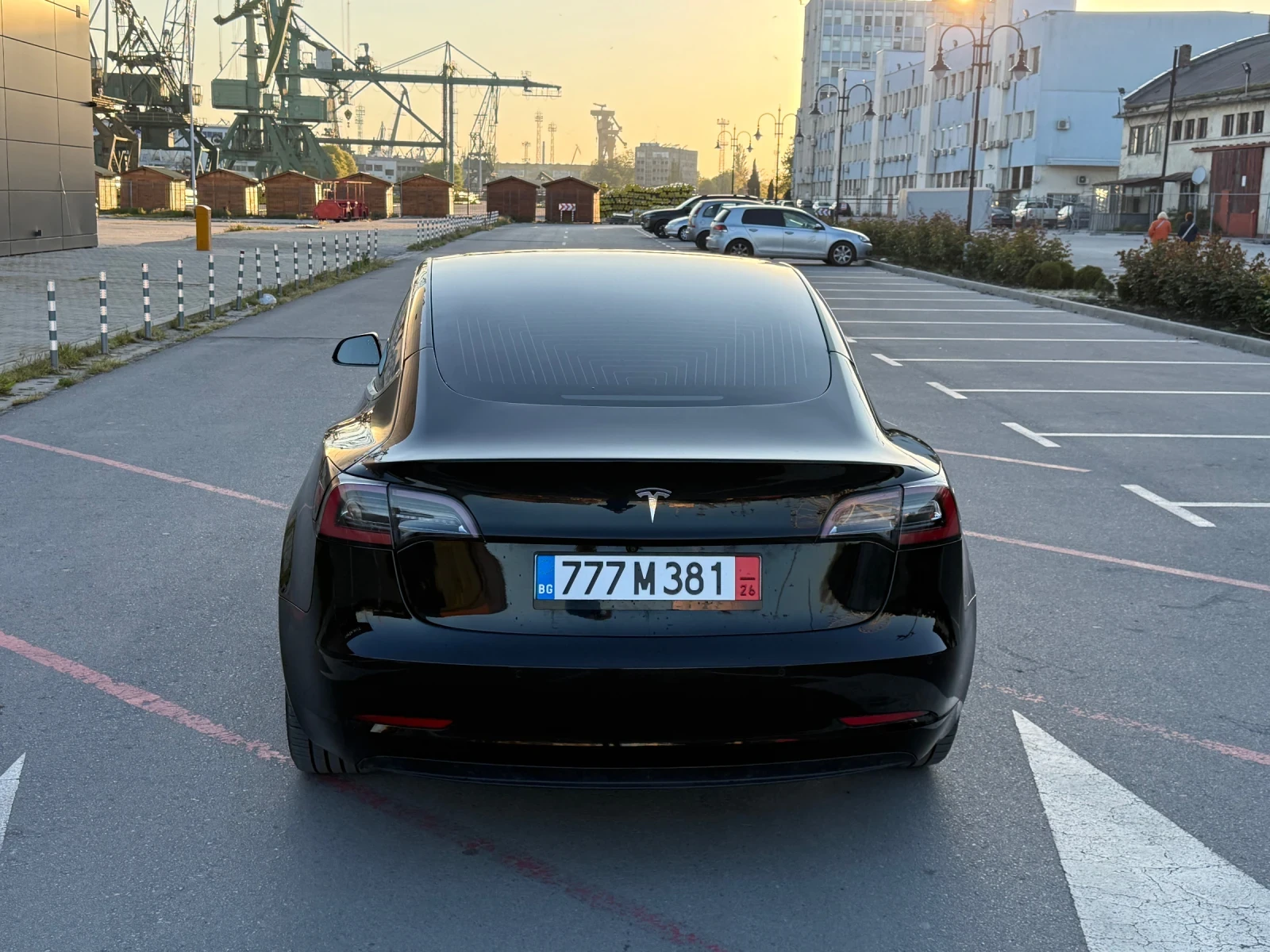 Tesla Model 3 Long Range , снимка 7 - Автомобили и джипове - 54444291