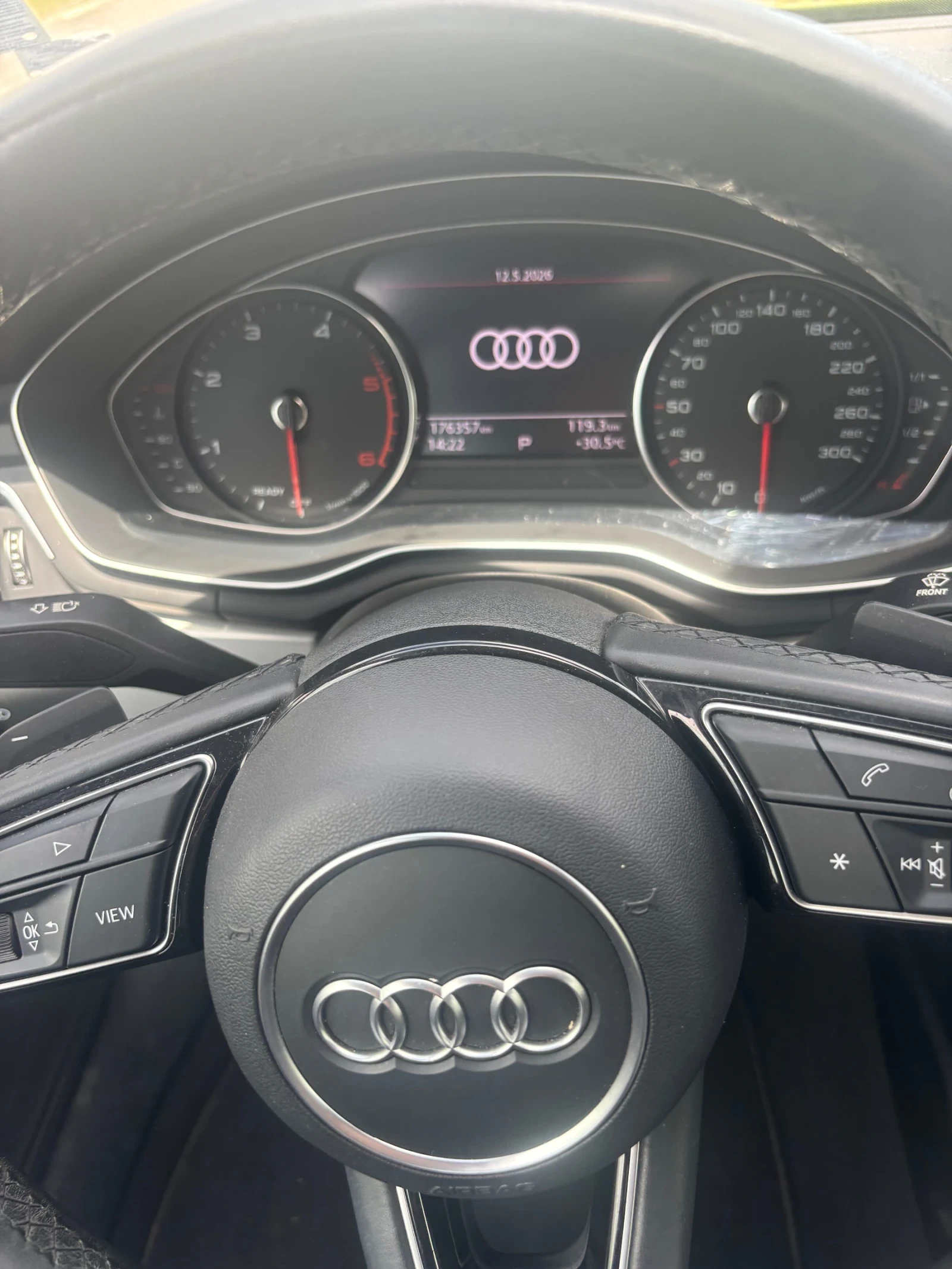 Audi A4 2.0 TDI HIBRID , снимка 9 - Автомобили и джипове - 54840350